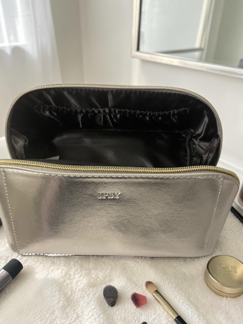 IPSY Metallic Silver Cosmetic Bag - Picture 2 of 3